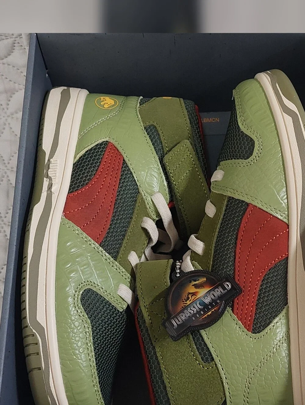 PUMA Kids Green and Red Low-Top Sneakers. Jurassic World. - Picture 11 of 11